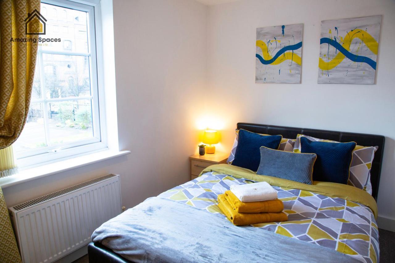 Executive 2 Bed Flat In Stockton Heath By Amazing Spaces Relocations Ltd 워링턴 외부 사진